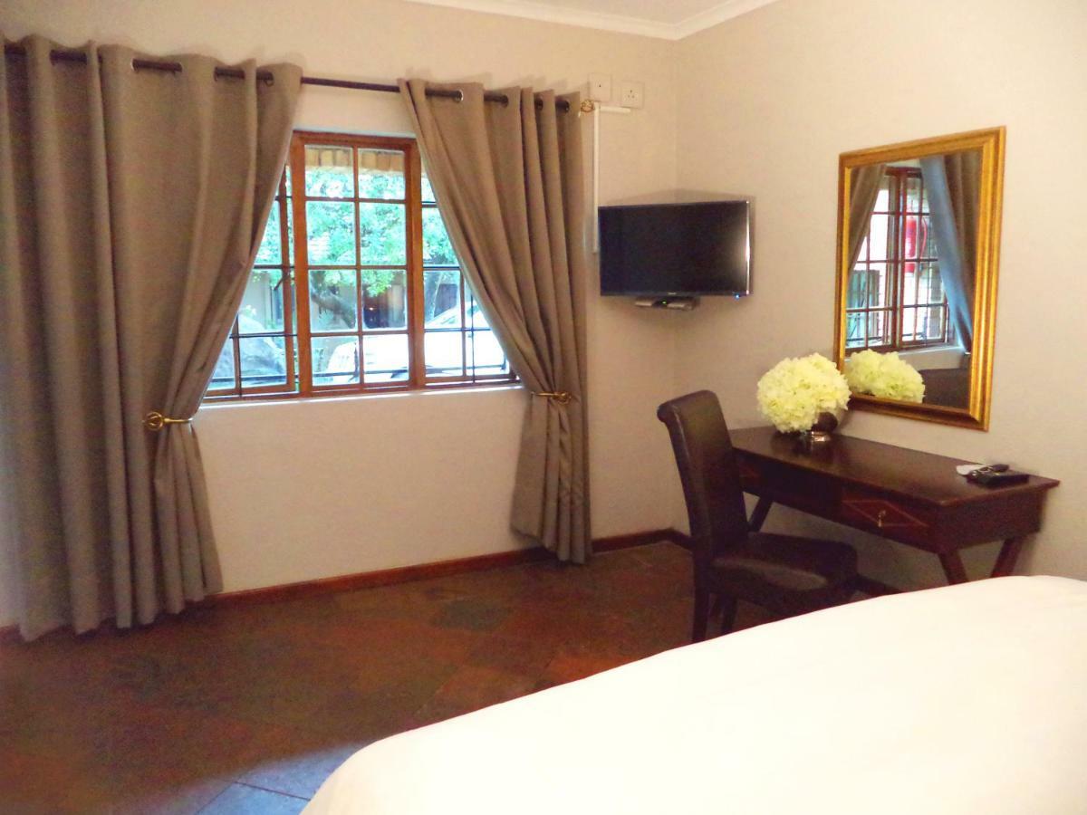 Belladona Guesthouse Mbombela Exteriör bild