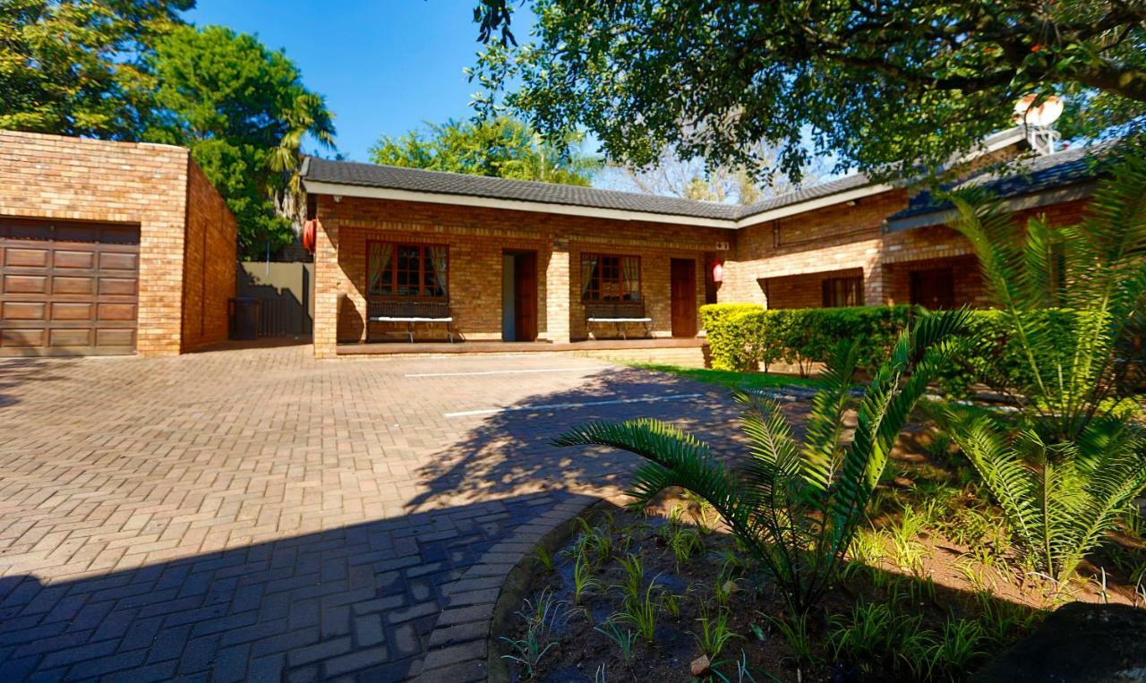 Belladona Guesthouse Mbombela Exteriör bild